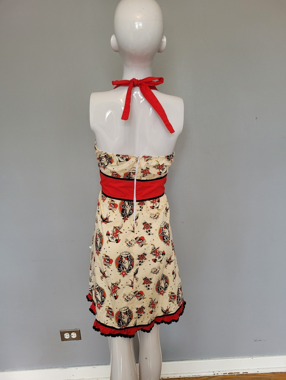 Sourpuss Lost Love Ada Dress, VGUC, Size XL - Picture 4 of 8